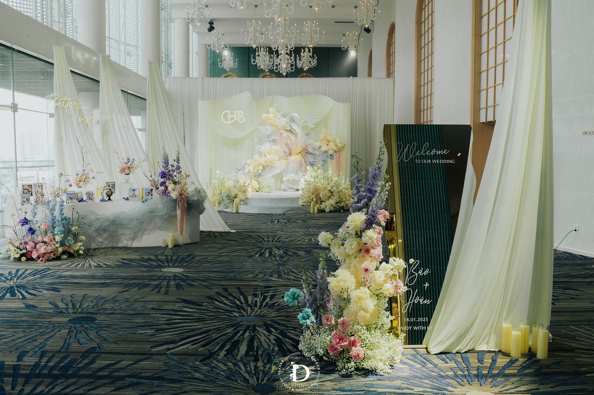 December Wedding Planner