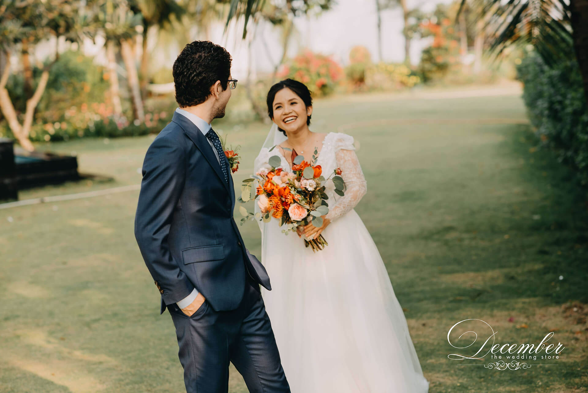 December Wedding Planner