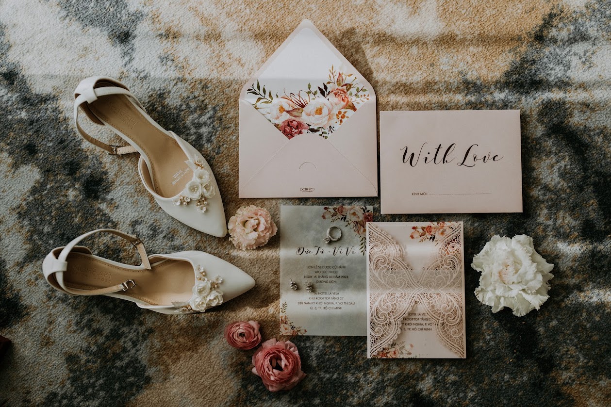 Elevate Your Wedding: Invitations and Stationery Ideas