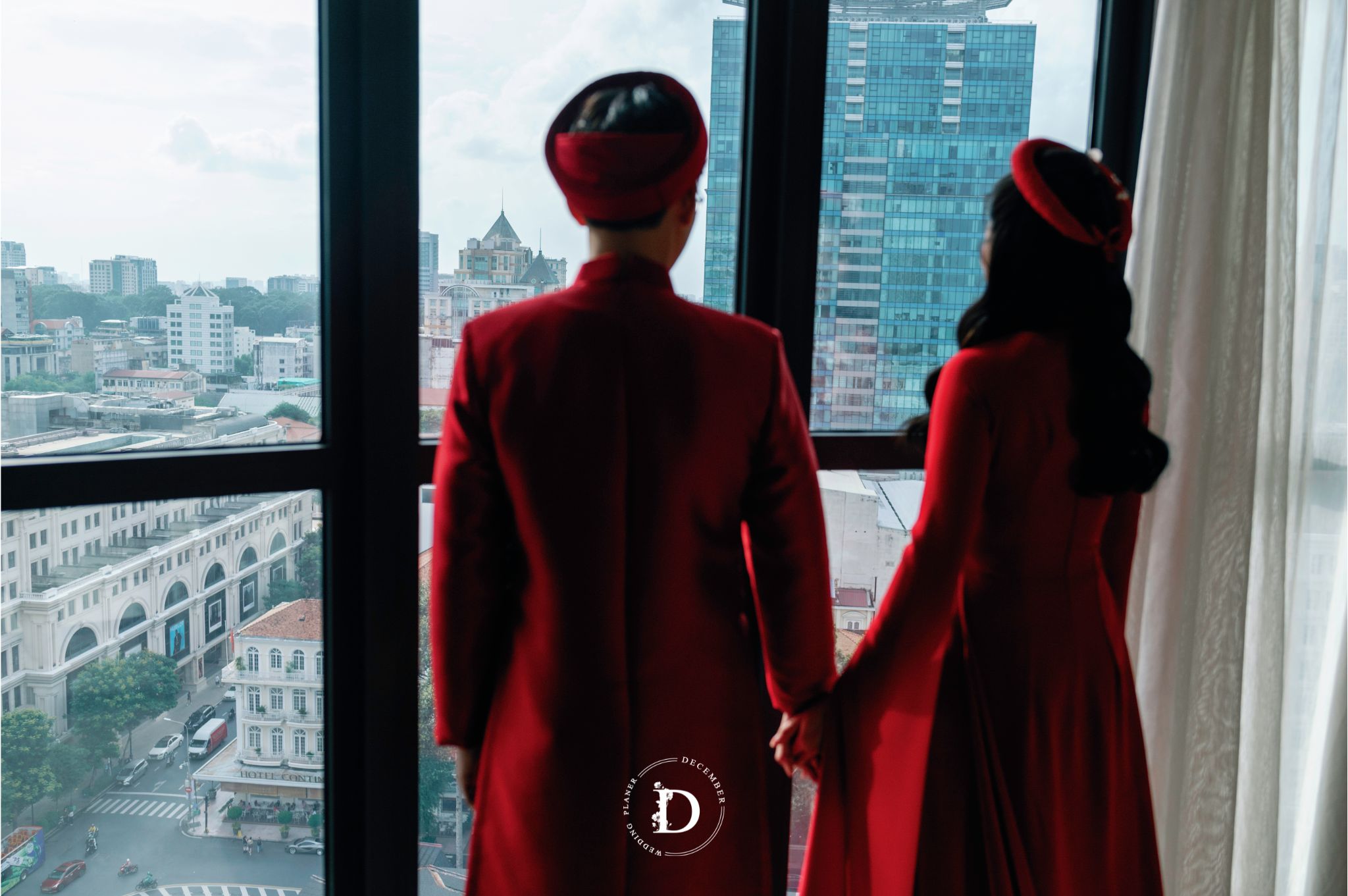 December Wedding Planner